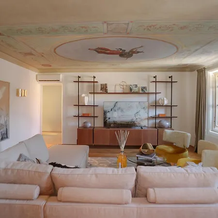 Ponte Vecchio - Partenope Luxury Apartman *