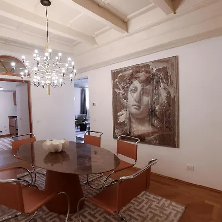 Ponte Vecchio - Partenope Luxury Apartman *